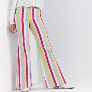 Wrangler X Barbie Wanderer Hi Rise Flare Jean size 26X34